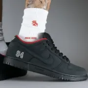 【預售】SB Dunk Low x Sup 聯名 刺繡logo 黑色 休閒鞋運動鞋板鞋 HQ8487-001