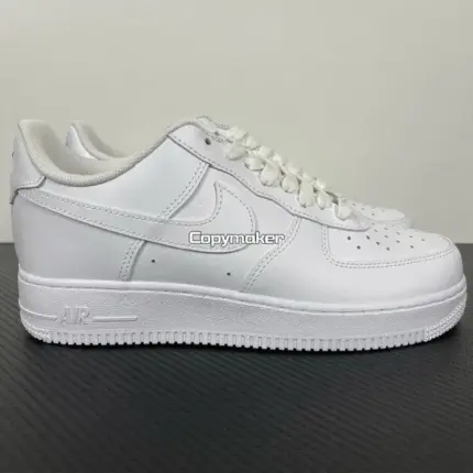 【預售】NK Air Force 1’07 空軍一號 AF1 板鞋休閒鞋籃球鞋 純白/全黑