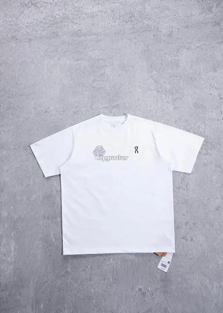 【預售】On x BEAMS x Rei Co-op 三方聯名 胸前小logo 後背山峰印花 短袖T恤 藏青/白色
