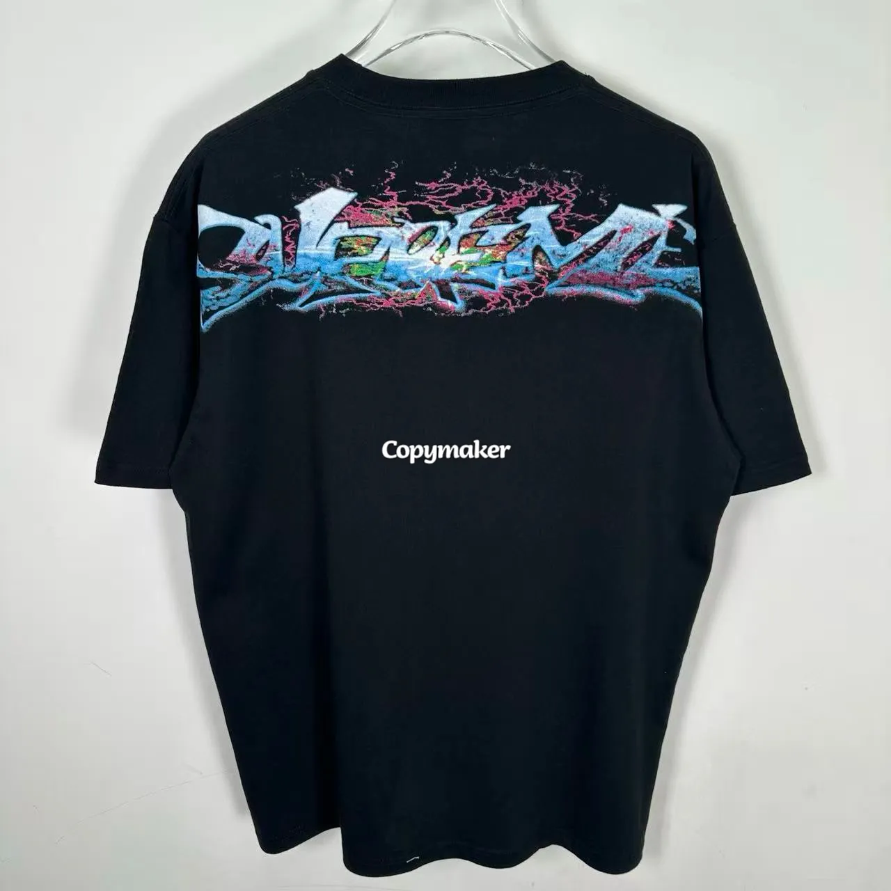 【預售】Sup FW25 WEEK17 Tag Tee 字母圖像雙面印花 短袖T恤 黑/白