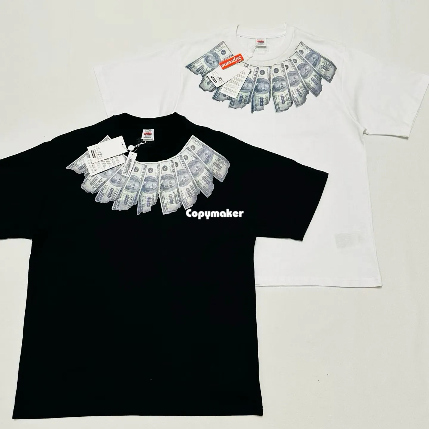【預售】Sup × MM6 Maison Margiela SS26 WEEK4 聯名款 美金鈔票短袖T恤 黑/白 馬吉拉