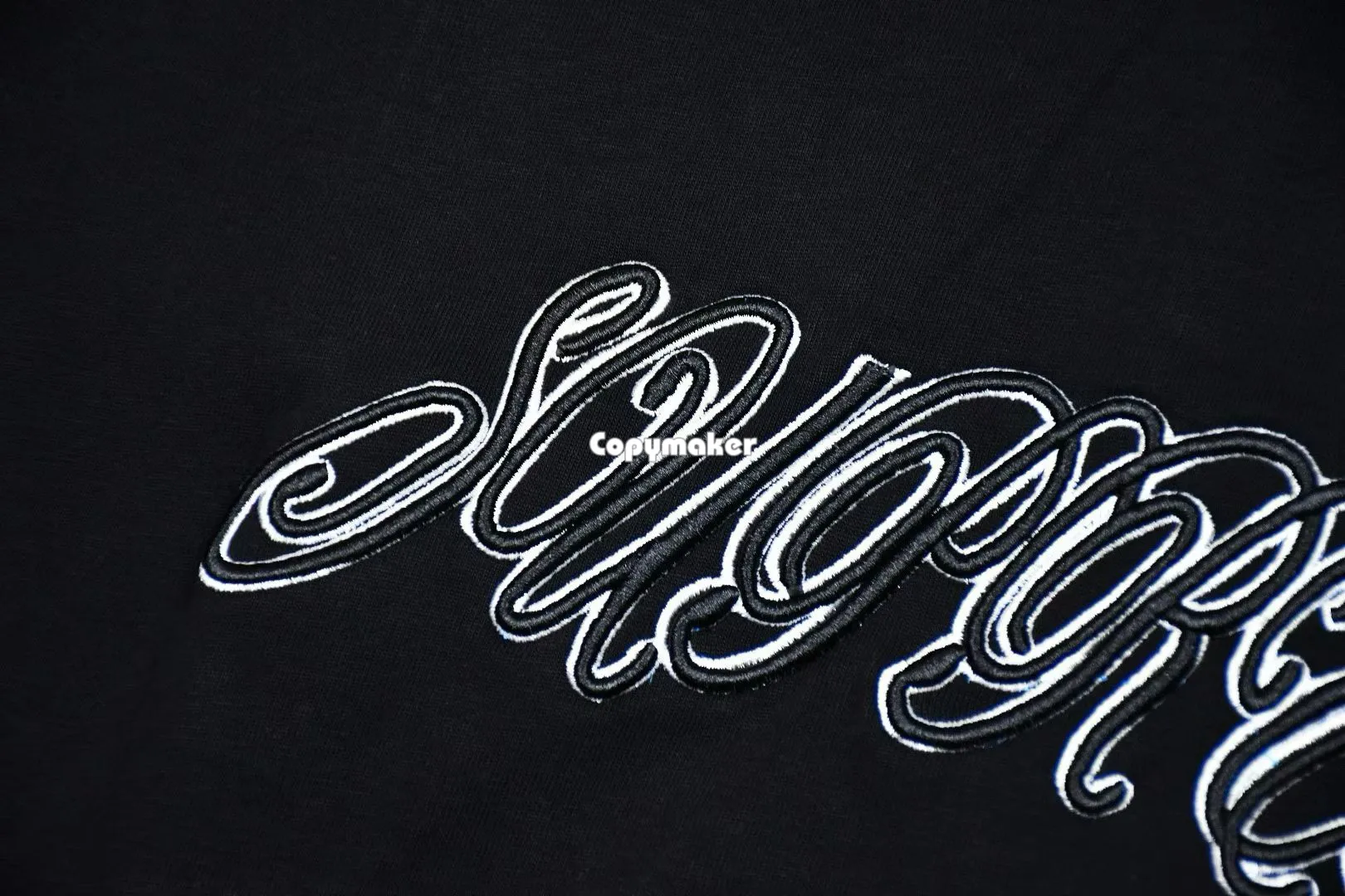 【預售】Sup SS26 WEEK8 Raised Script S/S Top 草寫logo刺繡 短袖T恤 黑/白
