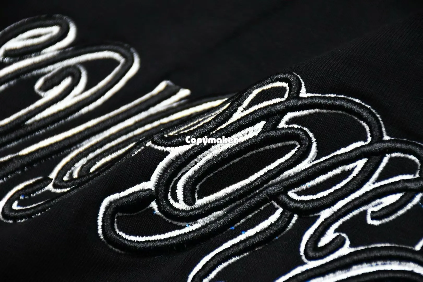 【預售】Sup SS26 WEEK8 Raised Script S/S Top 草寫logo刺繡 短袖T恤 黑/白