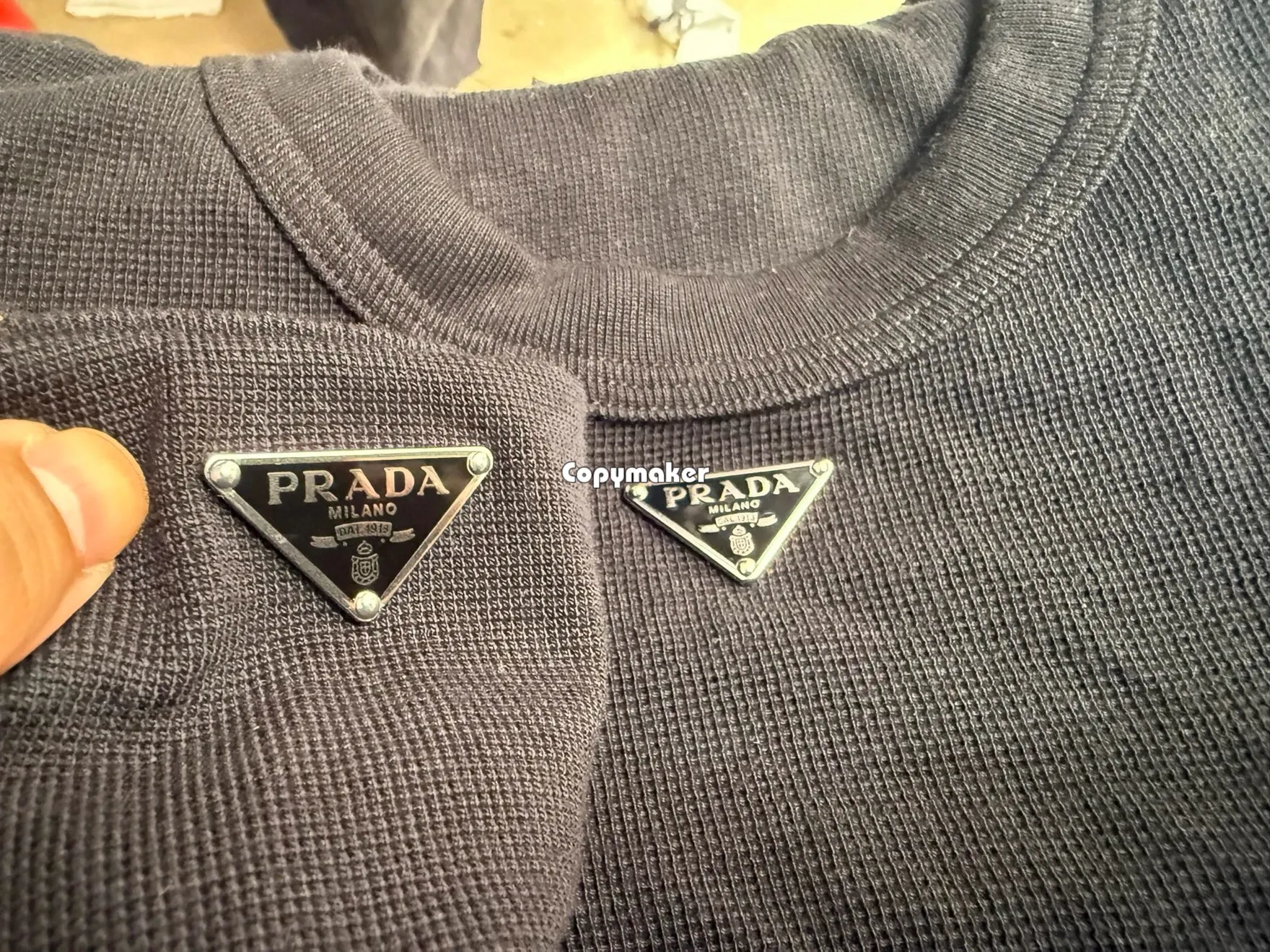 【預售】【過驗】【特價】PRA 26SS 華夫格面料 KF三角標鐵牌小logo 簡約素面 短袖T恤 黑色