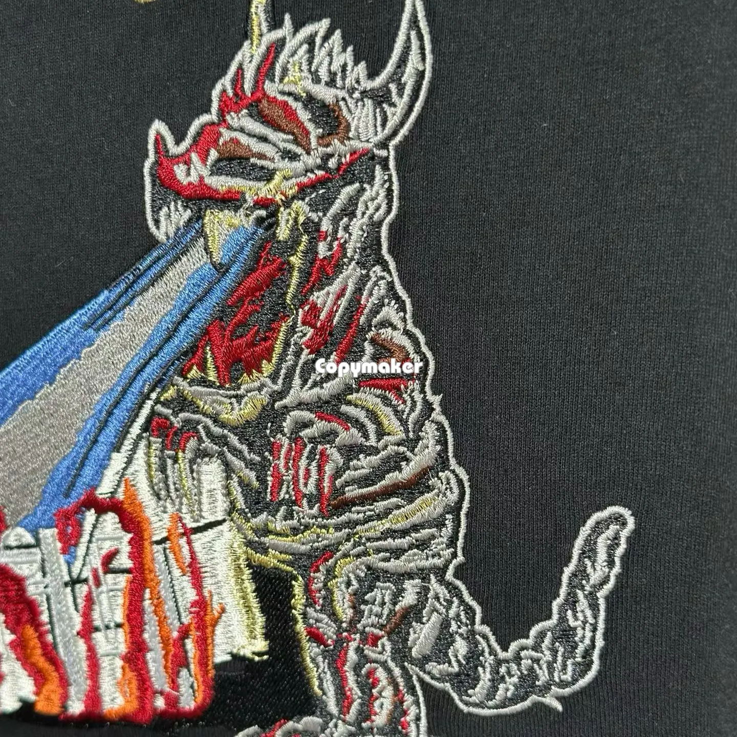 【預售】Sup SS26 WEEK7 Monster S/S Top 東京噴火怪獸酷斯拉刺繡印花 短袖T恤 黑/白