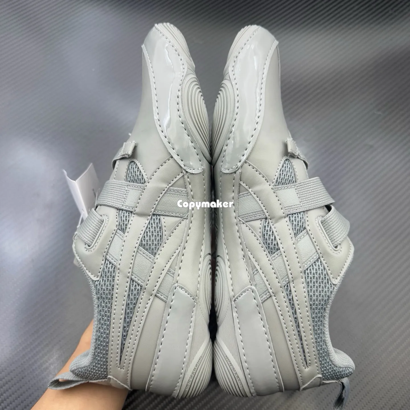 【預售】ISSEY M1YAKE 三宅 x Asics Hyper Taping 聯名 跑步鞋休閒鞋運動鞋 二色