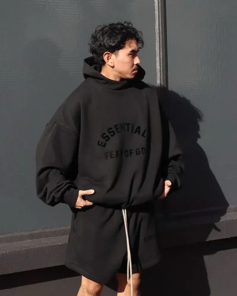 23SS FOG ESSENTIALS 副線膠標 帽T帽衫連帽衛衣 FEAR OF GOD 玄青黑 圓弧字母