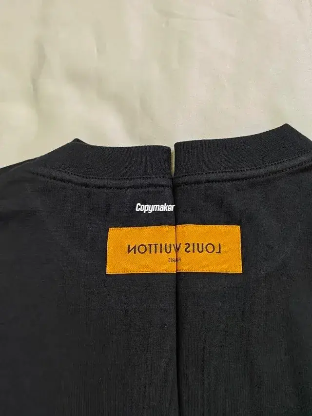 【現貨】1V 26SS 滑雪系列 壓紋浮雕 經典字母logo 重磅簡約素色 長袖T恤圓領衛衣 黑色