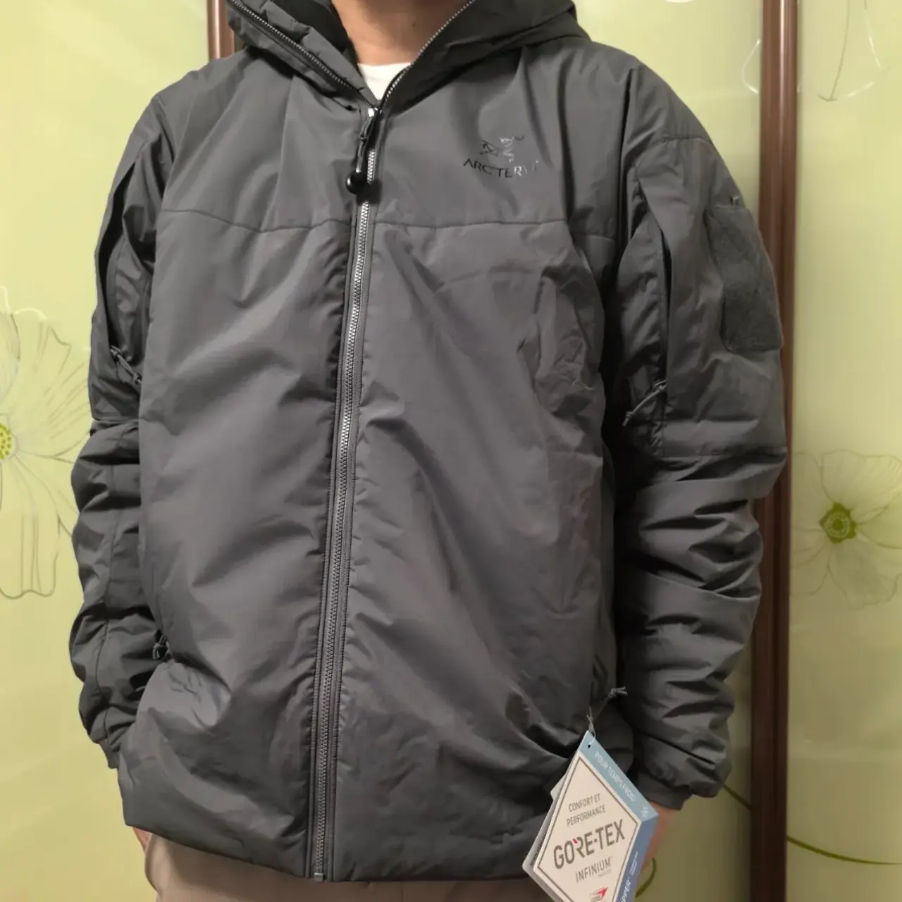 【預售】【福利回饋】ARC'TERYX 軍鳥系列 Leaf Cold Wx Lt Gen 2 始祖鳥 連帽棉服夾克外套