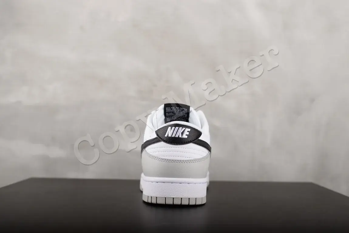 【預售】Dunk Low SE