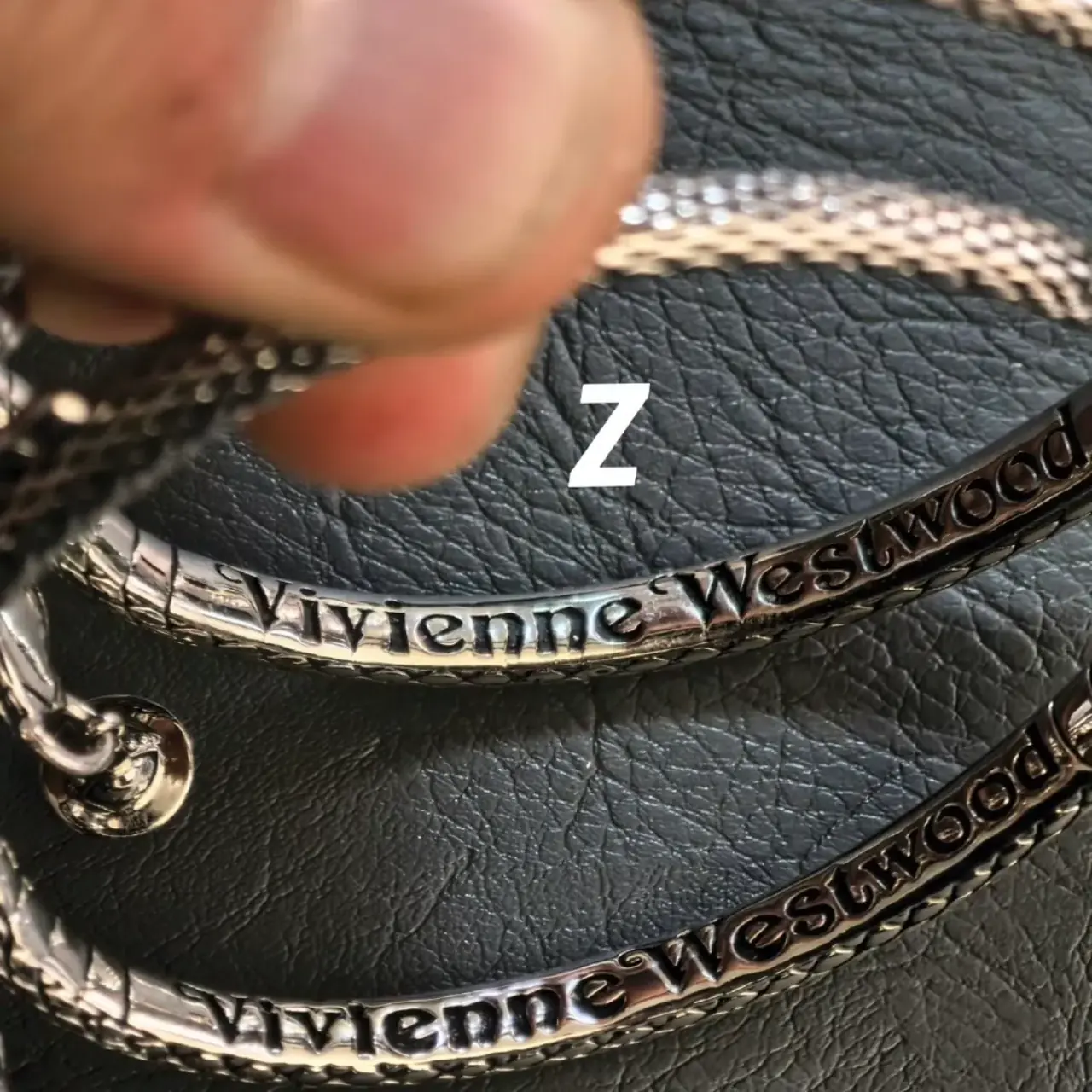 【現貨】【過驗】Viv1enne Westwood ALBANE BRACELET 蛇年限定 黃銅靈蛇手鍊手環