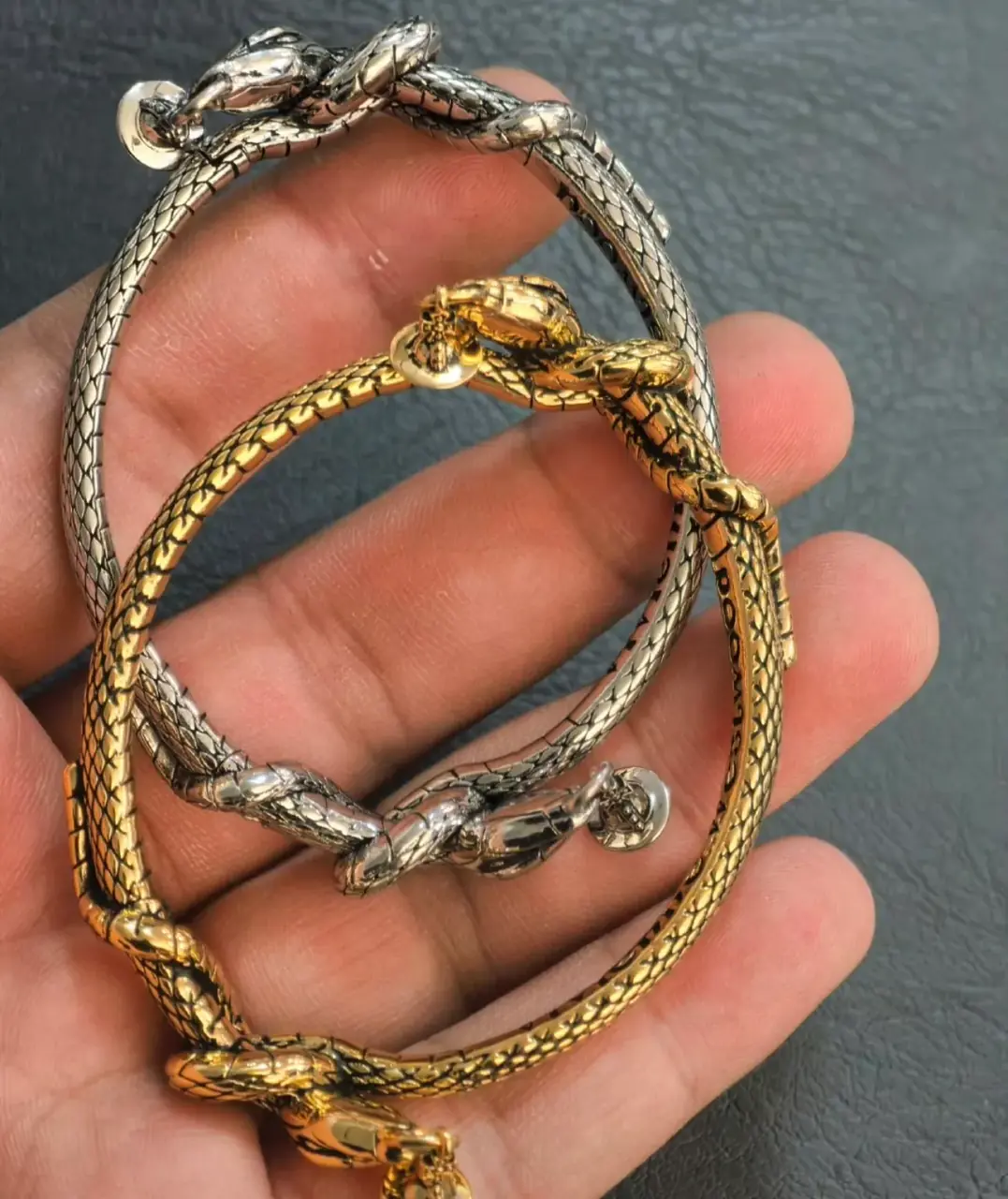 【現貨】【過驗】Viv1enne Westwood ALBANE BRACELET 蛇年限定 黃銅靈蛇手鍊手環