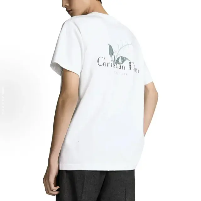 【現貨】D1OR 25FW Couture 開裂小破壞 胸前字母logo 背後鈴蘭花 短袖T恤 黑色/白色
