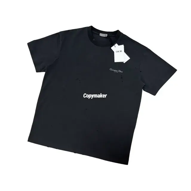 【現貨】D1OR 25FW Couture 開裂小破壞 胸前字母logo 背後鈴蘭花 短袖T恤 黑色/白色