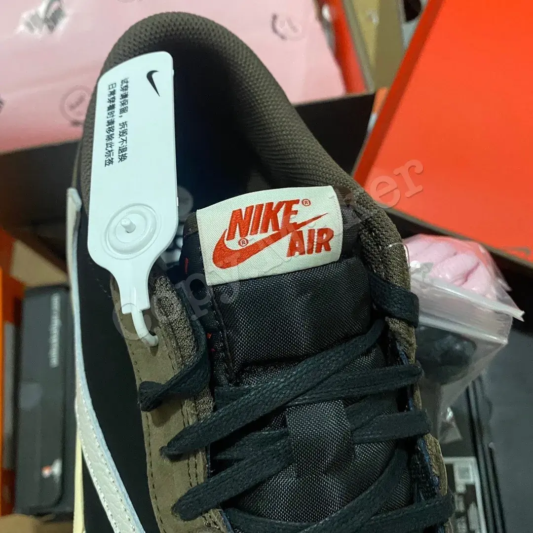 【現貨】Travis Scott x Air Jordan 1 Low OG TS SP 低筒 倒鉤 初代 AJ1