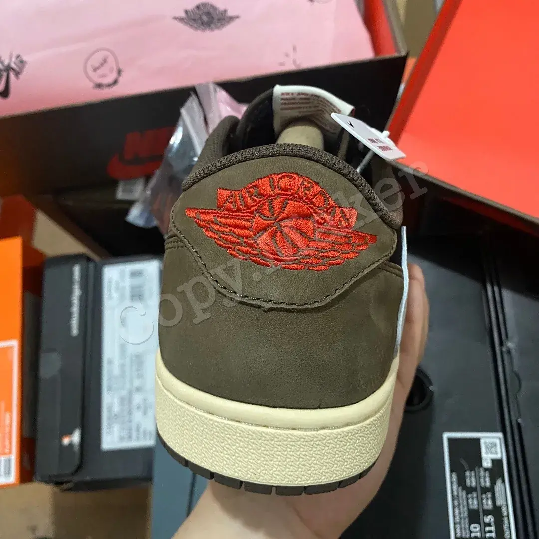 【現貨】Travis Scott x Air Jordan 1 Low OG TS SP 低筒 倒鉤 初代 AJ1