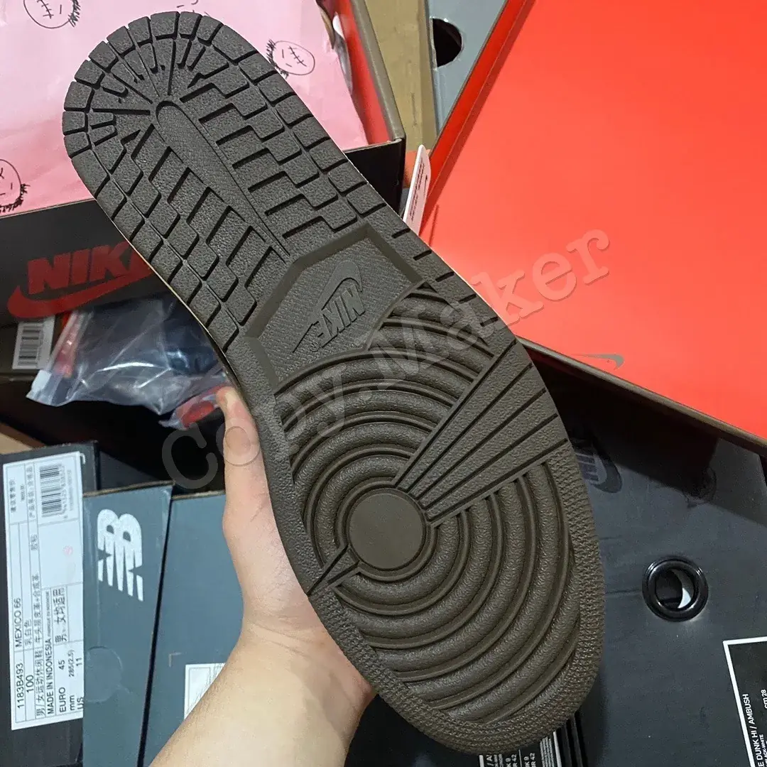 【現貨】Travis Scott x Air Jordan 1 Low OG TS SP 低筒 倒鉤 初代 AJ1
