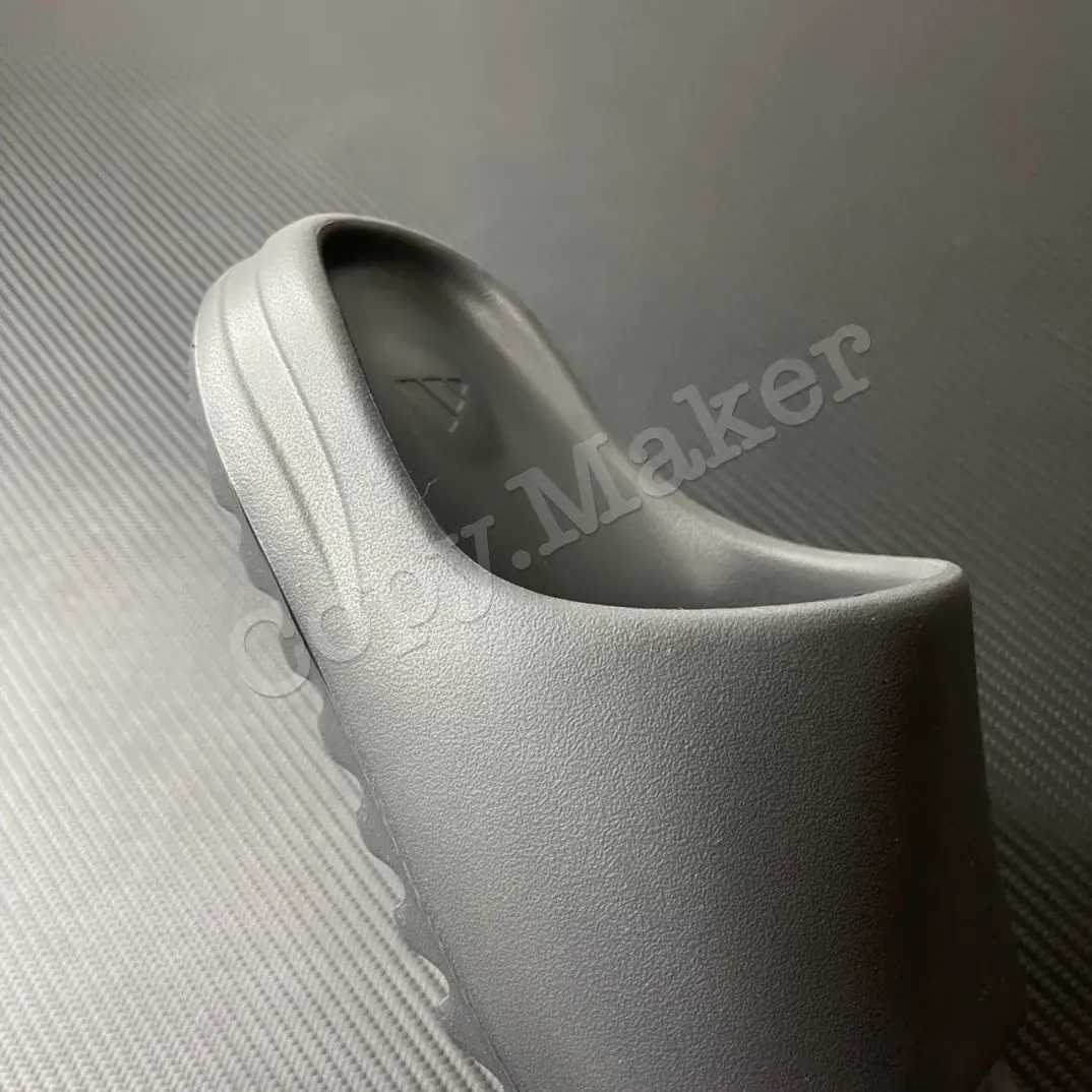 【現貨】YEEZY Slide “Onyx” HQ6448 kanye west YZY 拖鞋 鞋子 休閒拖 踩屎感 黑瑪瑙 黑色