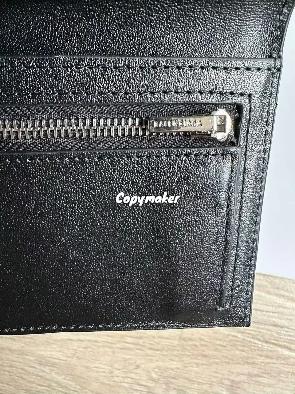 巴黎 BLC 24SS Passport 錢包長夾零錢包皮夾護照套護照夾卡套 牛皮 紅棕色