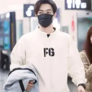 20FW FEAR OF GOD 6TH 第六季 主線 FG 刺繡 立領 大學T 圓領衛衣：圖片 4