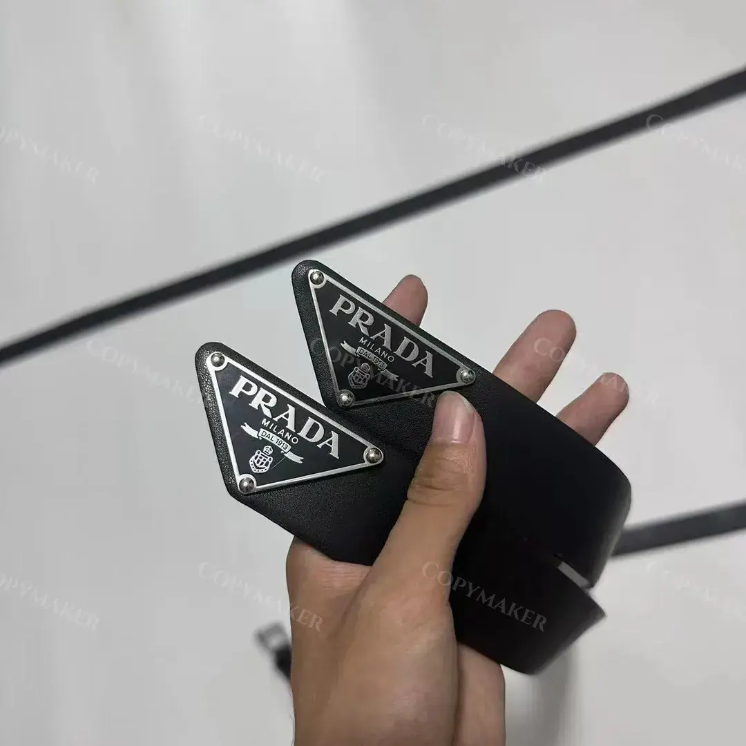 PRA 22FW 三角標 頭層牛皮 鍍銀鈀金 皮帶腰帶