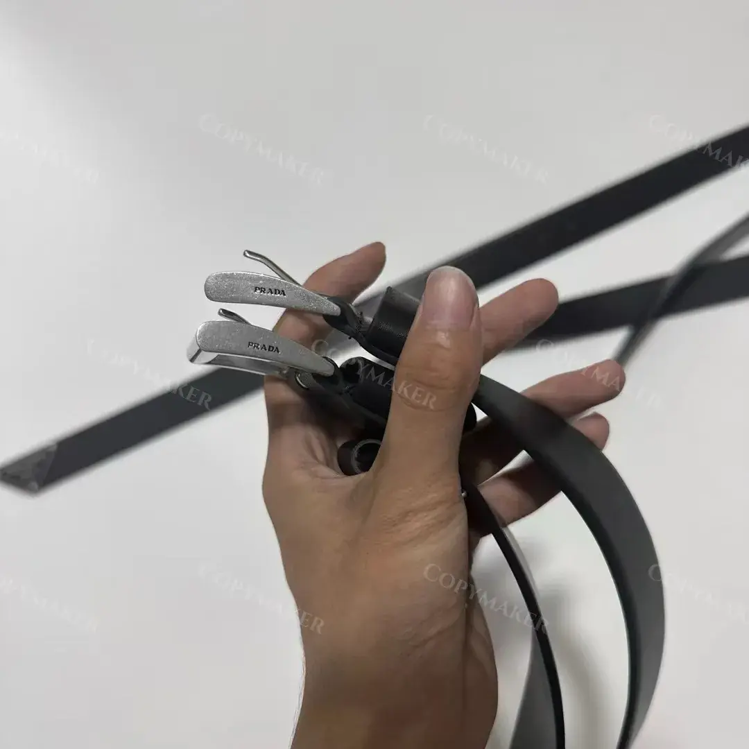 PRA 22FW 三角標 頭層牛皮 鍍銀鈀金 皮帶腰帶