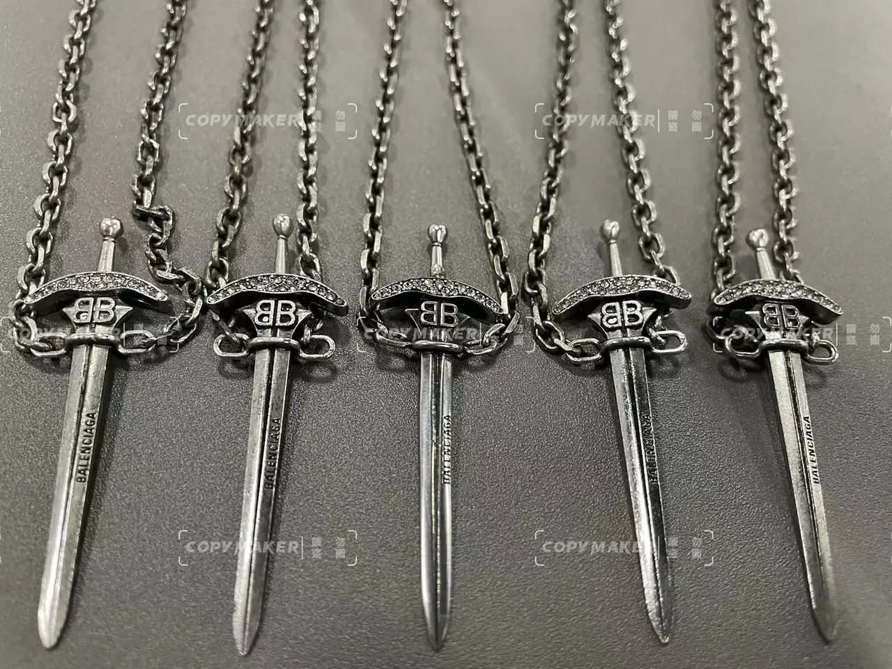 【現貨】巴黎 BLC 24SS Goth Sword Pendant Necklace 大寶劍項鍊吊墜 做舊銀色