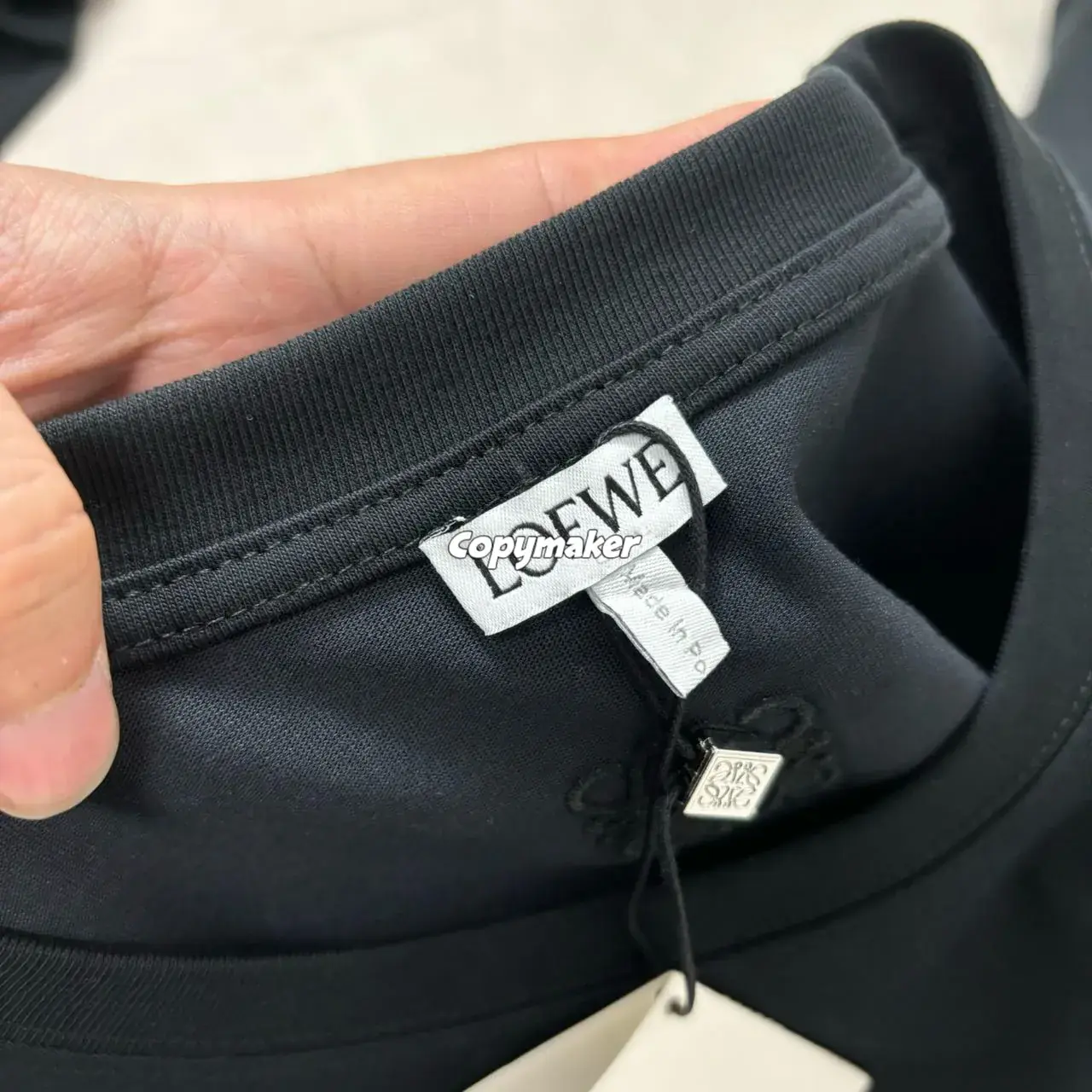 【現貨】【全套包裝】LOWE x Suna Fujita 25SS 聯名 兔子月兔滿月刺繡 短袖T恤 黑色