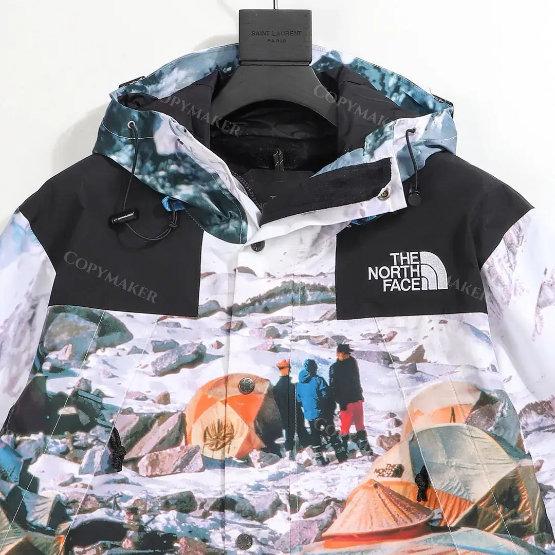 TNF x INVINCIBLE 19FW 聯名 Printed Mountain Jacket 雪山營地衝鋒衣 風衣外套