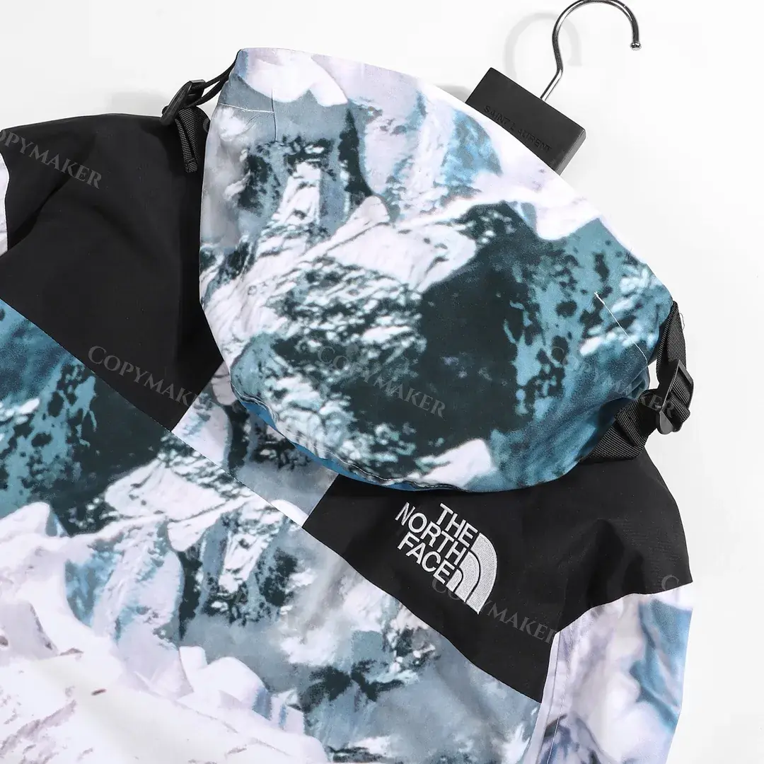TNF x INVINCIBLE 19FW 聯名 Printed Mountain Jacket 雪山營地衝鋒衣 風衣外套