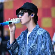 D1OR x Denim Tears 23SS 滿版老花 做舊水洗花朵 牛仔夾克外套 丹寧：圖片 5