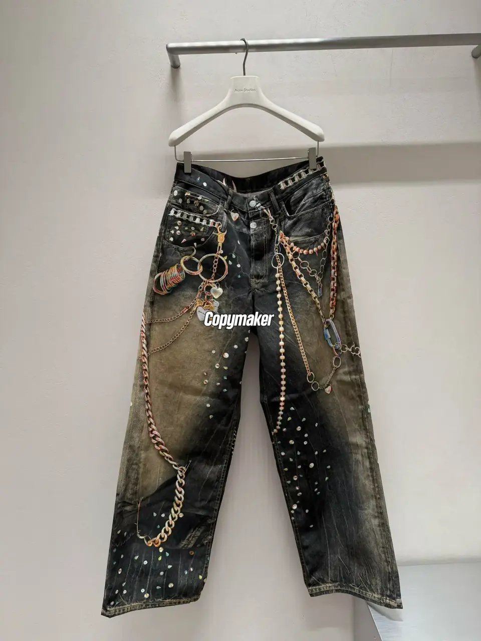 【現貨】【2026新年福利】Acne Studios 26SS 新年限定 黑金鍊條3D印花 牛仔褲工裝褲 1981M