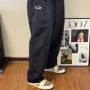 【現貨】巴黎 BLC 25SS Basketball系列 單環循環刺繡 尼龍直筒休閒褲運動褲長褲 Baggy：圖片 2