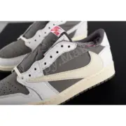 【預售】Travis Scott x Air Jordan 1 Low OG “Reverse Mocha” 聯名 反轉摩卡 白棕 倒鉤 AJ1：圖片 8