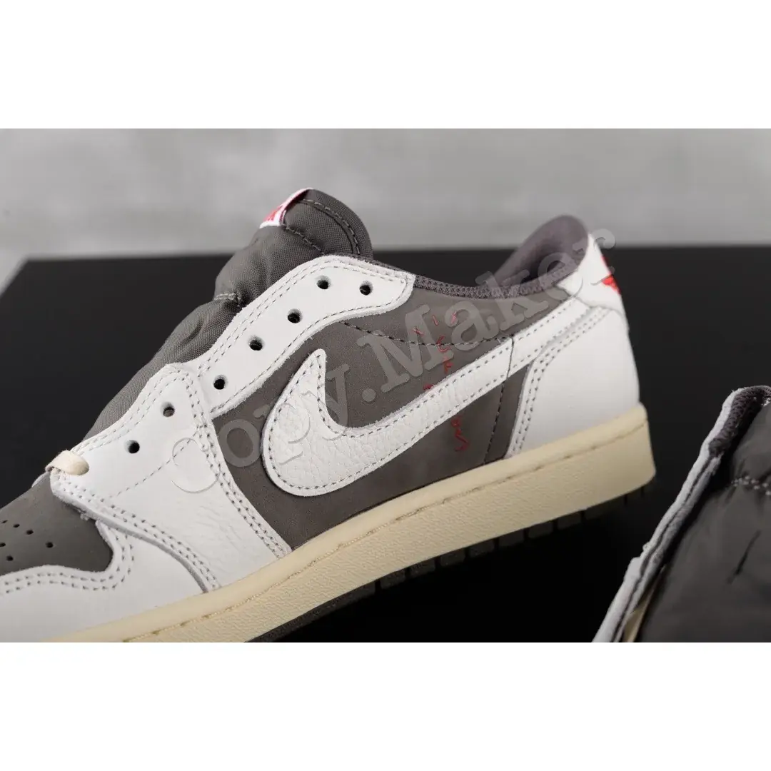 【預售】Travis Scott x Air Jordan 1 Low OG “Reverse Mocha” 聯名 反轉摩卡 白棕 倒鉤 AJ1