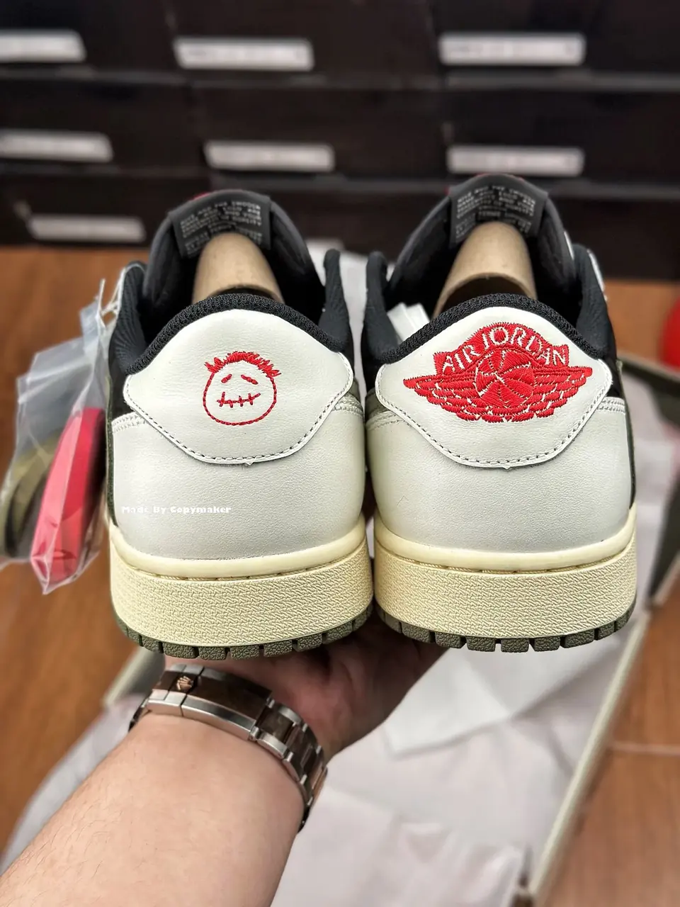 【現貨】Travis Scott x Air Jordan 1 Low OG “Medium Olive” 聯名 黑綠 倒鉤5.0 AJ1
