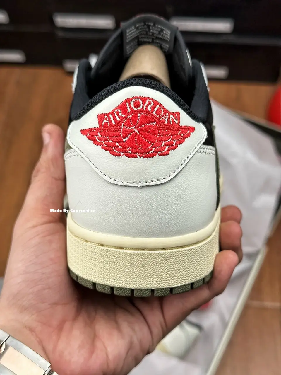 【現貨】Travis Scott x Air Jordan 1 Low OG “Medium Olive” 聯名 黑綠 倒鉤5.0 AJ1