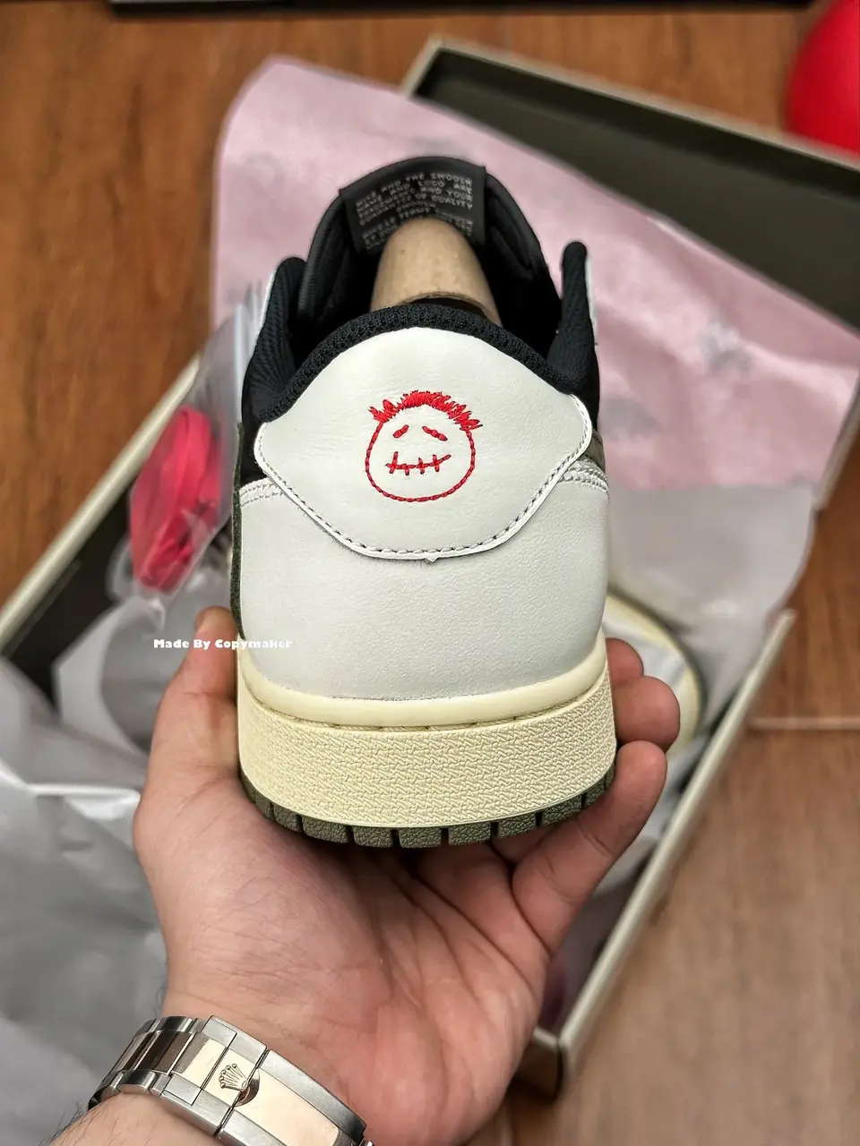 【現貨】Travis Scott x Air Jordan 1 Low OG “Medium Olive” 聯名 黑綠 倒鉤5.0 AJ1