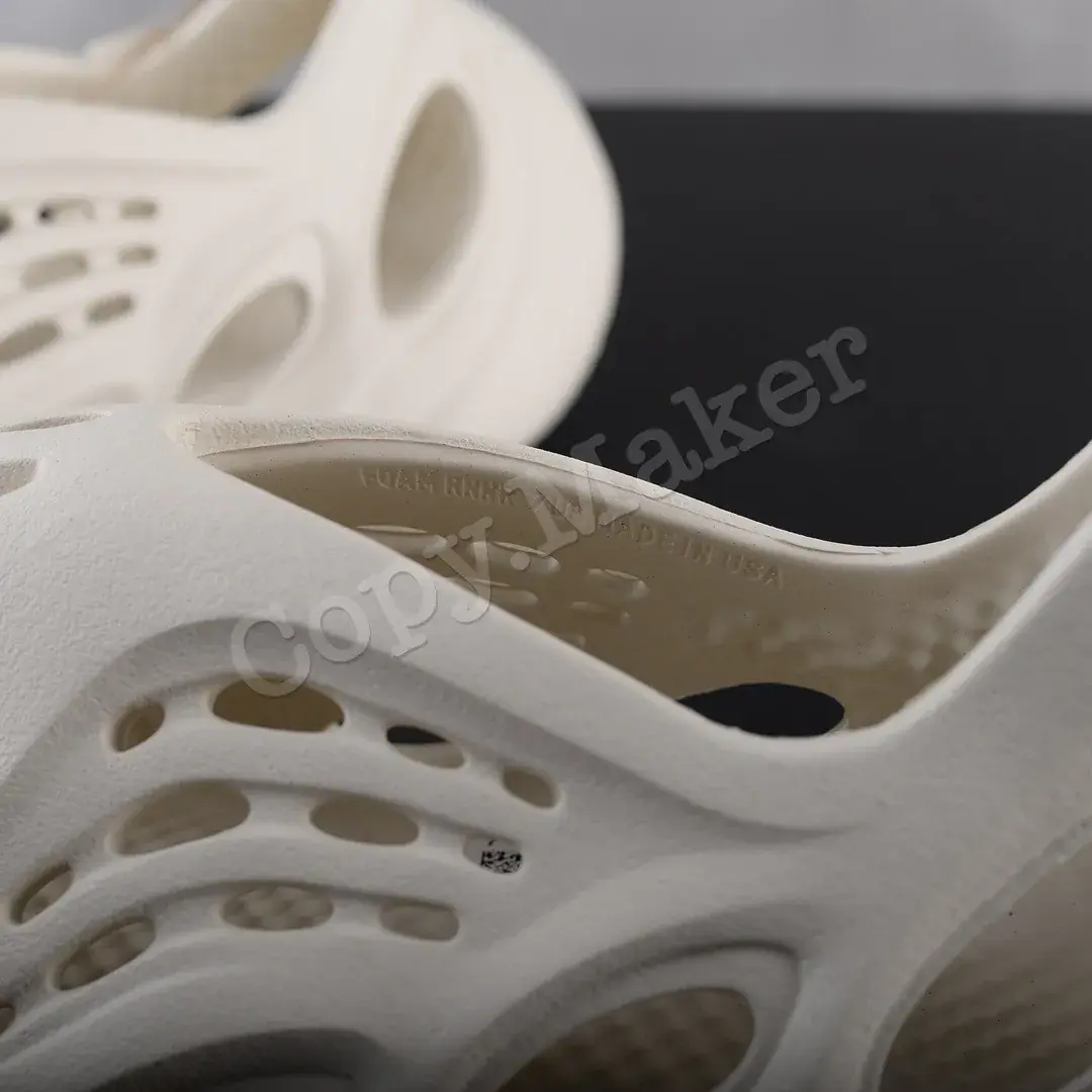 【現貨】YEEZY Foam Runner