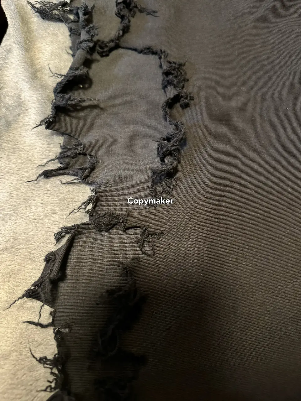 巴黎 BLC 24SS 水洗糜爛流蘇下擺破壞 雙環刺繡logo 短袖T恤 小領口BOXY短寬版型