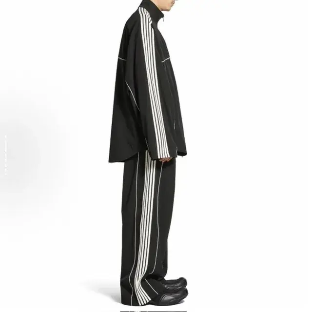 【預售】巴黎 BLC 25FW Tracksuit Loop 循環刺繡 單環 雙頭拉鍊衝鋒衣夾克外套風衣 寬鬆版型