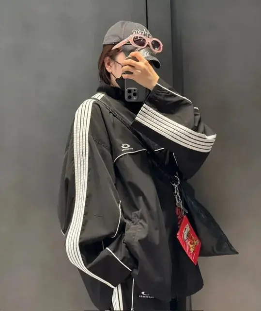 【預售】巴黎 BLC 25FW Tracksuit Loop 循環刺繡 單環 雙頭拉鍊衝鋒衣夾克外套風衣 寬鬆版型