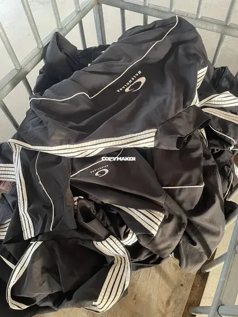 【預售】巴黎 BLC 25FW Tracksuit Loop 循環刺繡 單環 雙頭拉鍊衝鋒衣夾克外套風衣 寬鬆版型