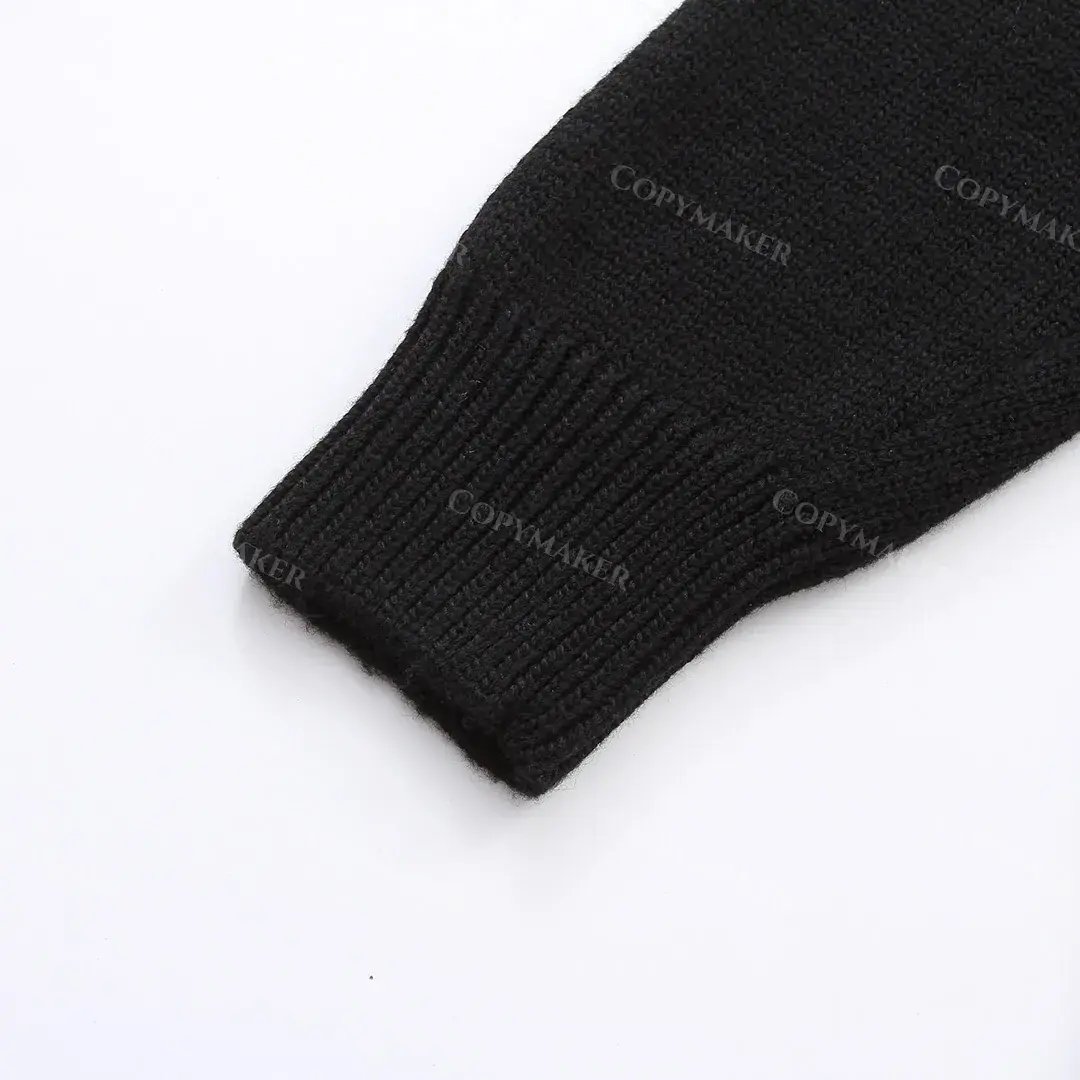 CELIN 22FW 素色小logo刺繡 圓領毛衣衛衣大學T長袖 針織