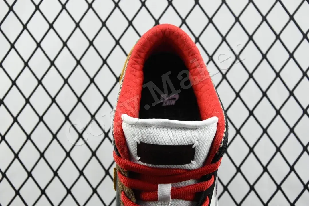 【預售】Dunk Low SB Pro QS