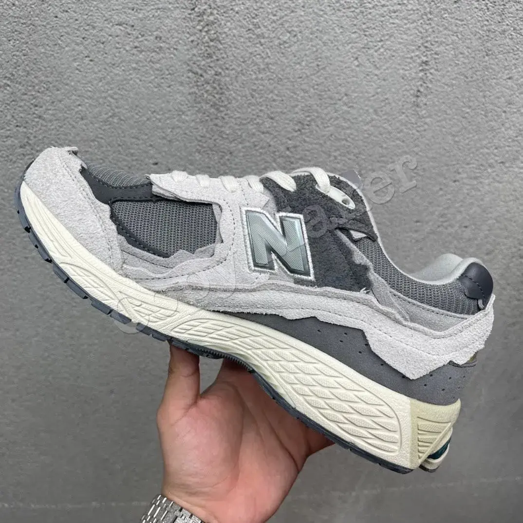 【預售】NB 2002R
