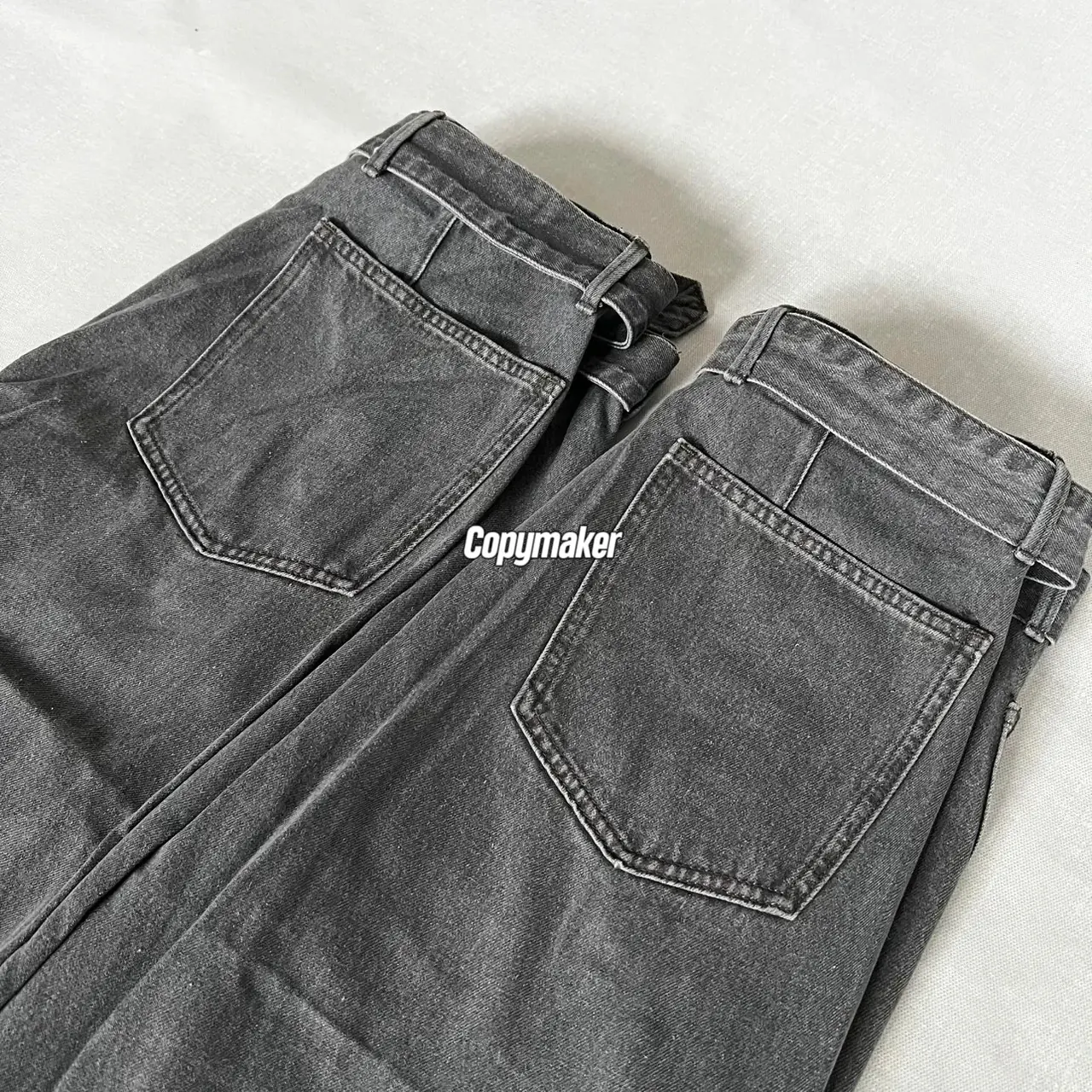 【現貨】【過驗】【2026新年福利】LEMAIRE 25SS 水洗灰 彎刀牛仔褲工裝褲休閒褲 可調節腰帶