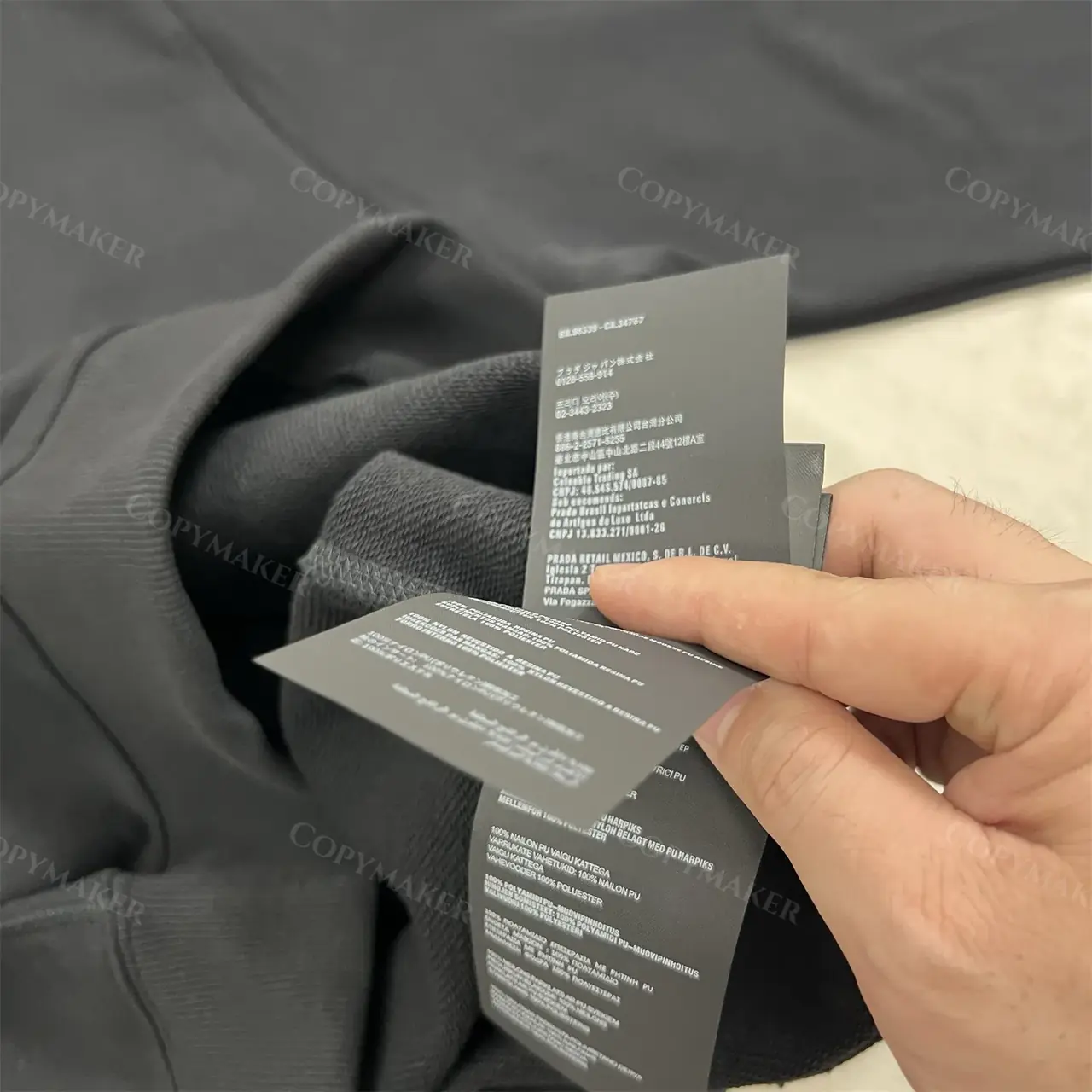 PRA 23FW 素色簡約 三角標小logo 鐵牌 大學T圓領衛衣長袖