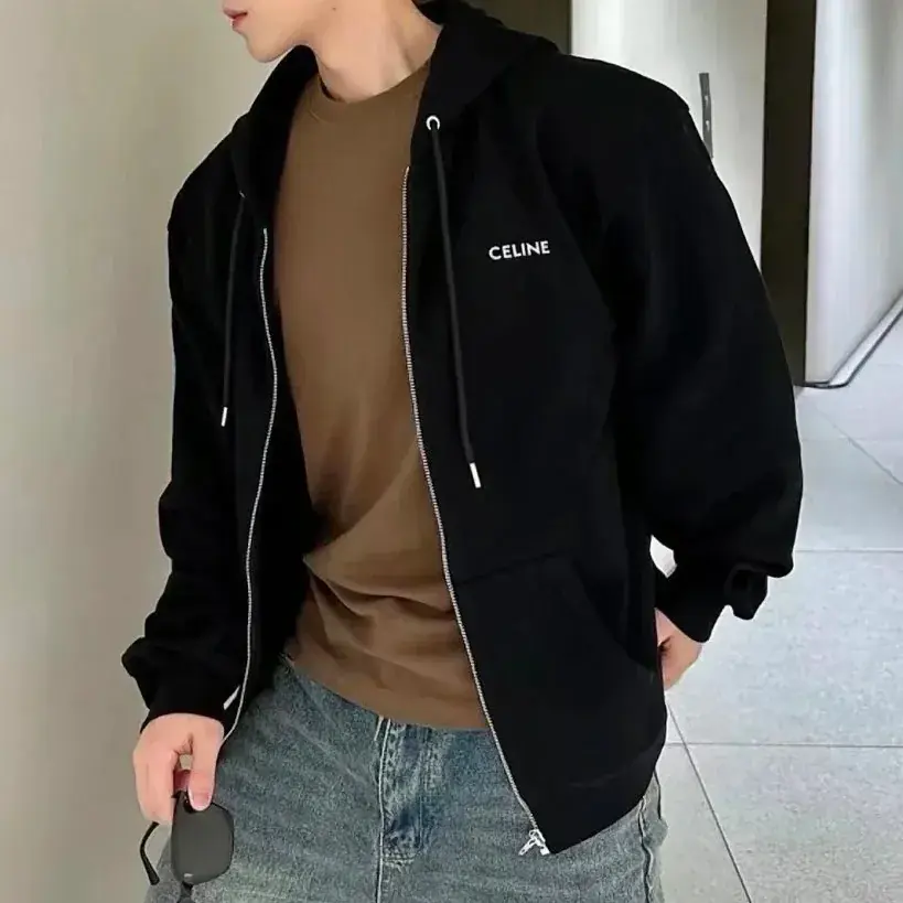 【現貨】CELIN 24FW 經典字母小LOGO印花 簡約素色 連帽外套夾克 黑色
