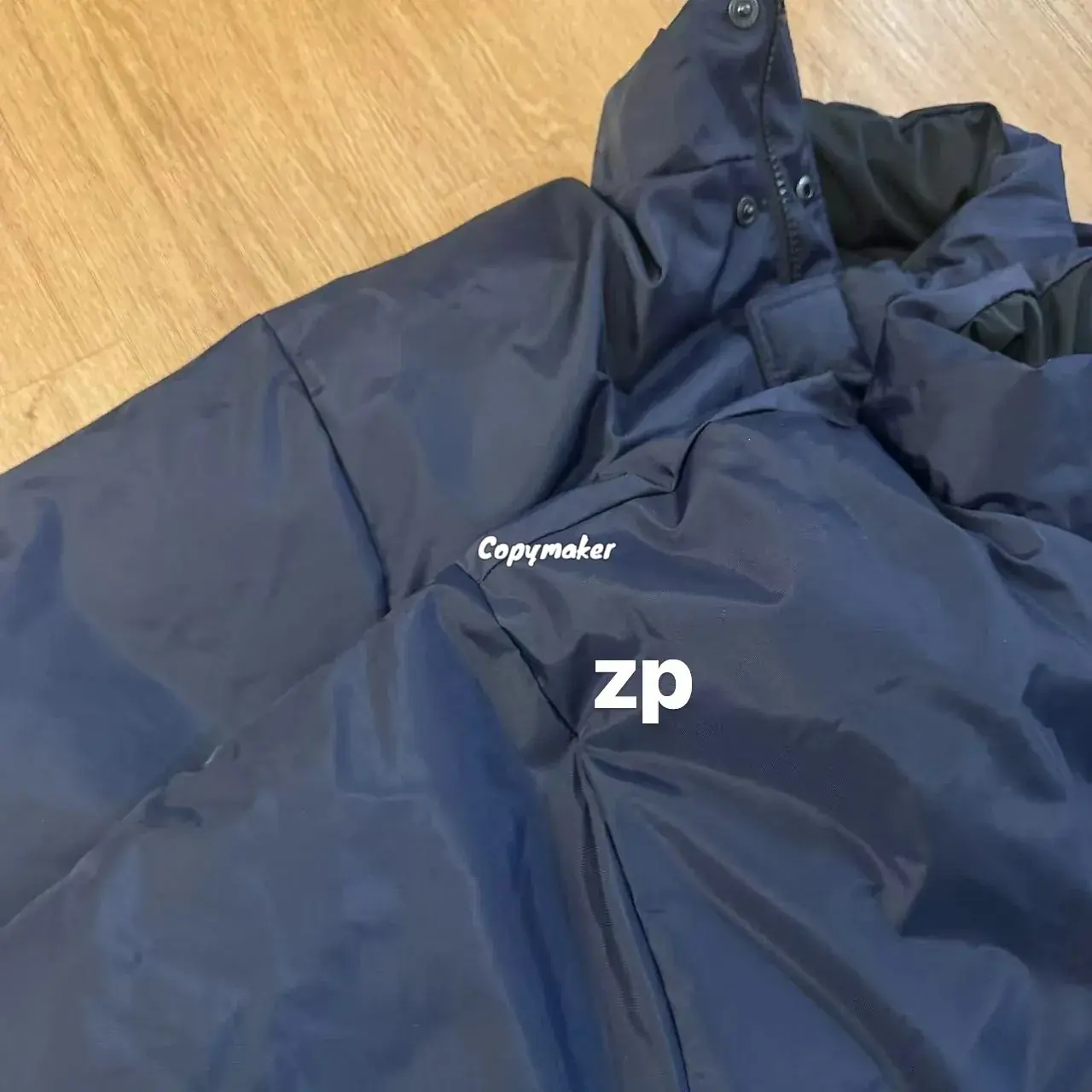 巴黎 BLC 24FW 雙面穿 刺繡小logo 別針 類羽絨棉服夾克外套 黑色/深藍色